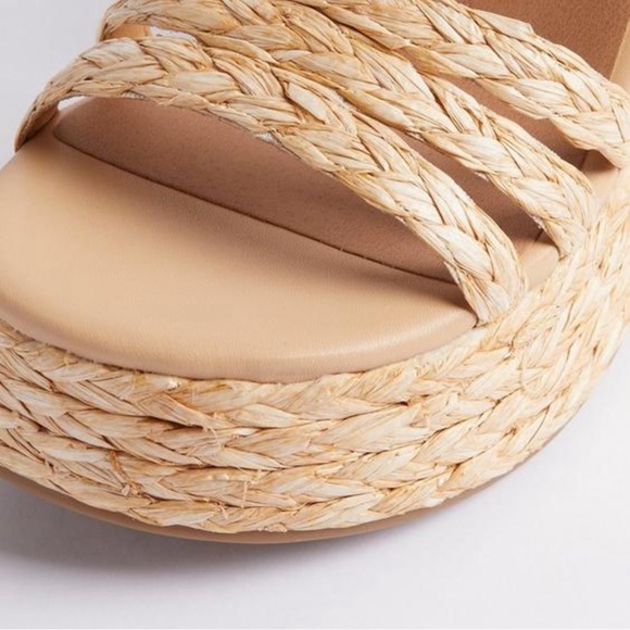 Torrid All Over Raffia Platform Wedge (ww) - Picture 4 of 5